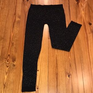 Black cheetah print leggings